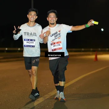 Runner Photo 7684003