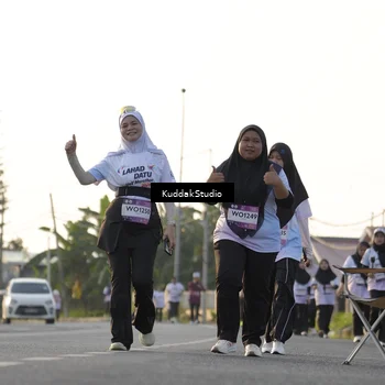 Runner Photo 7684014