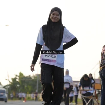 Runner Photo 7684021