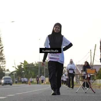 Runner Photo 7684024