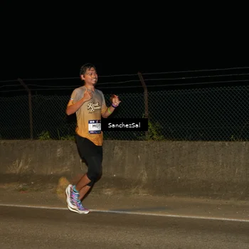Runner Photo 7684025