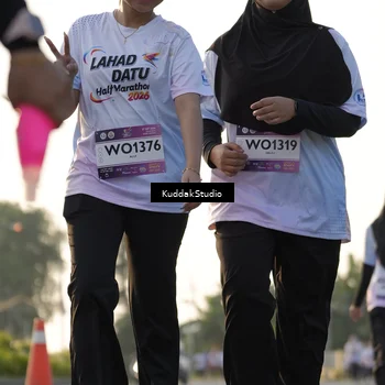 Runner Photo 7684040