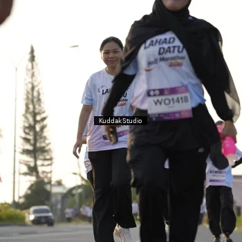 Runner Photo 7684053