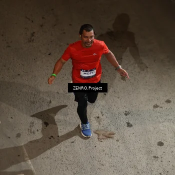 Runner Photo 7684067
