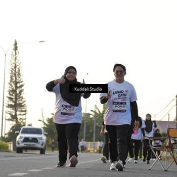Runner Photo 7684069