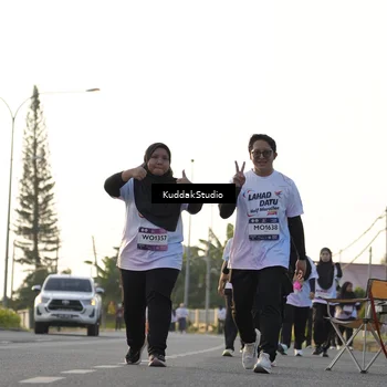 Runner Photo 7684070