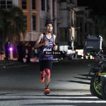 Runner Photo 7684097