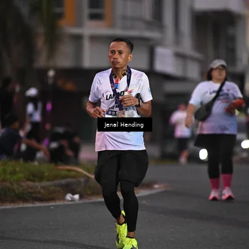 Runner Photo 7684114