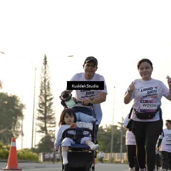 Runner Photo 7684128