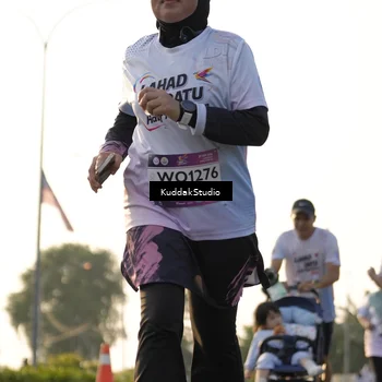 Runner Photo 7684132