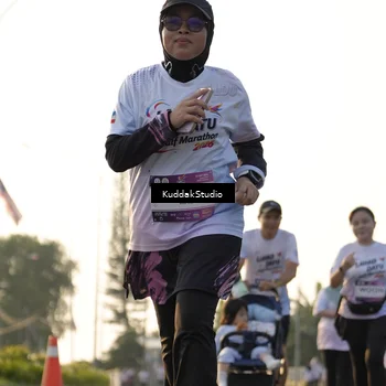 Runner Photo 7684136