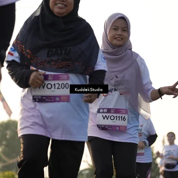 Runner Photo 7684151
