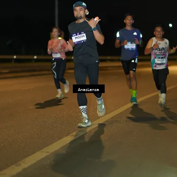 Runner Photo 7684197