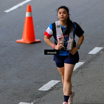 Runner Photo 7684200
