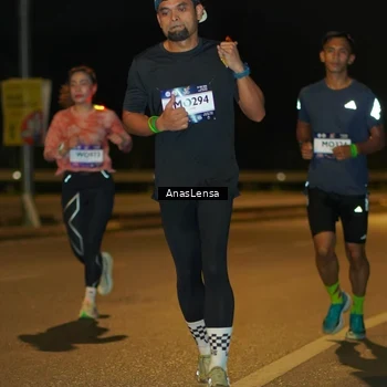Runner Photo 7684229