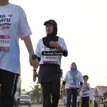 Runner Photo 7684235