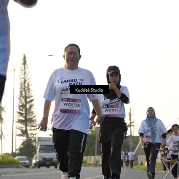 Runner Photo 7684246