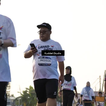 Runner Photo 7684249