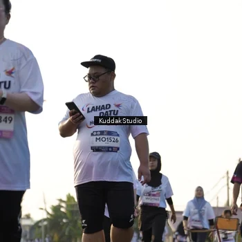 Runner Photo 7684253