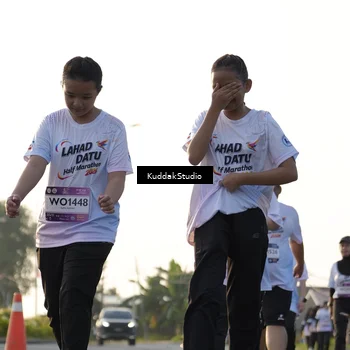 Runner Photo 7684254