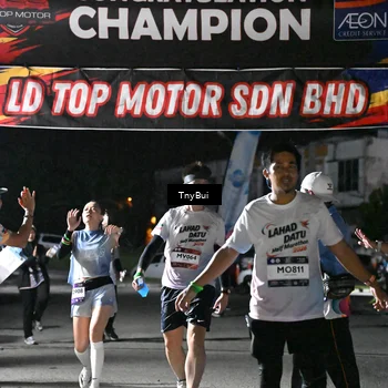 Runner Photo 7684272