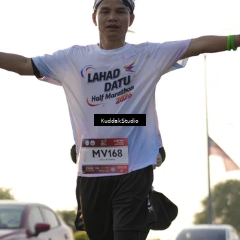 Runner Photo 7684290