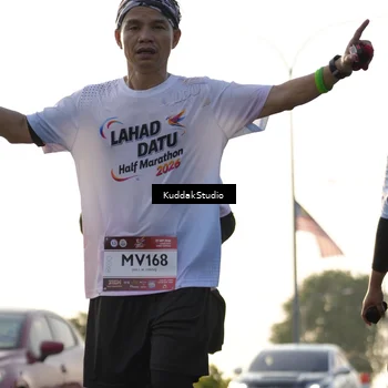 Runner Photo 7684297
