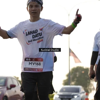 Runner Photo 7684298