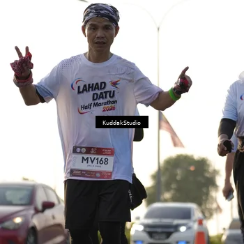 Runner Photo 7684300