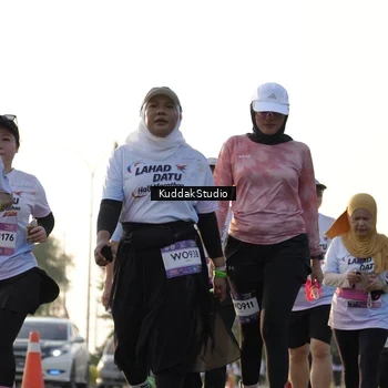 Runner Photo 7684305
