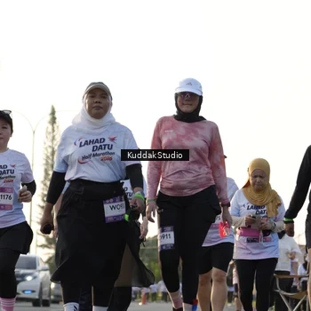 Runner Photo 7684307