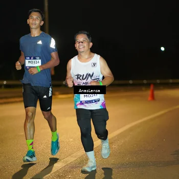 Runner Photo 7684312