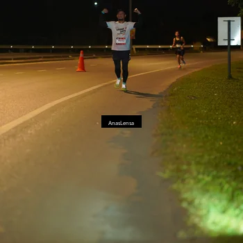 Runner Photo 7684316