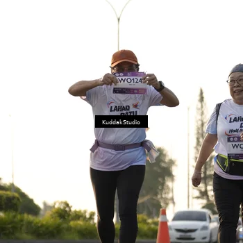 Runner Photo 7684343