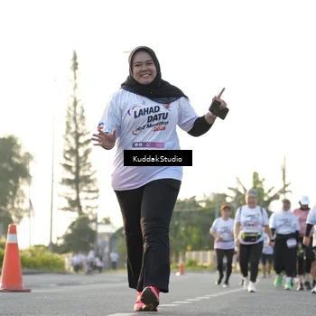 Runner Photo 7684366