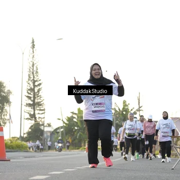 Runner Photo 7684378