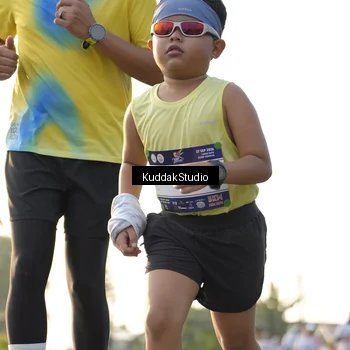 Runner Photo 7684380