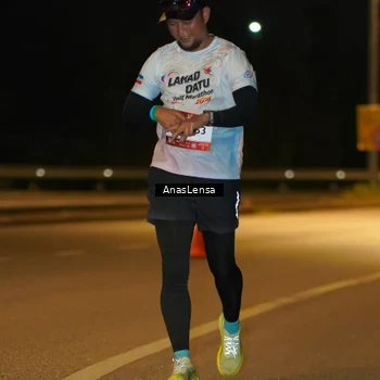 Runner Photo 7684403