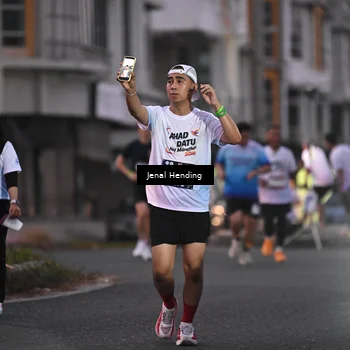 Runner Photo 7684413