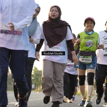 Runner Photo 7684416