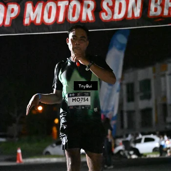 Runner Photo 7684421
