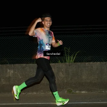 Runner Photo 7684455
