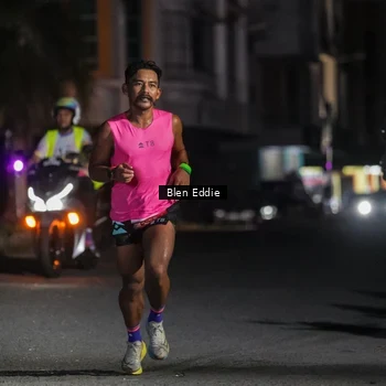 Runner Photo 7684539