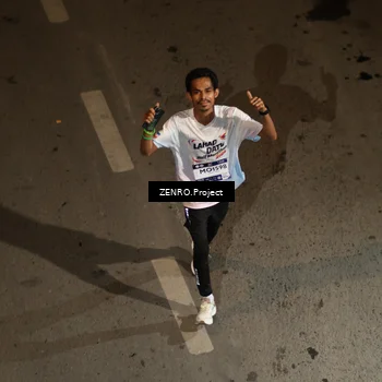 Runner Photo 7684570