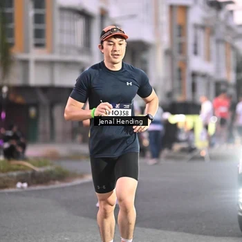 Runner Photo 7684583