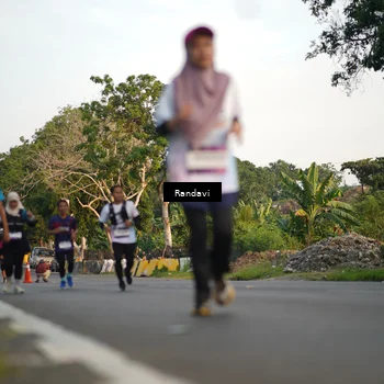 Runner Photo 7684600