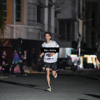 Runner Photo 7684613