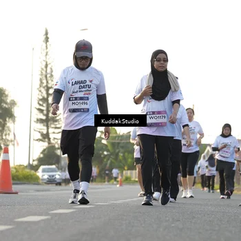 Runner Photo 7684615
