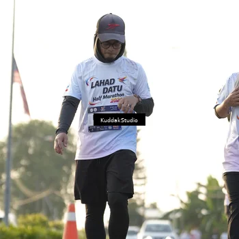 Runner Photo 7684616