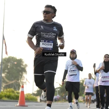 Runner Photo 7684636